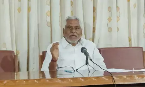 తెలంగాణలో నెంబర్ వన్ 420 కేసీఆర్: జీవన్ రెడ్డి