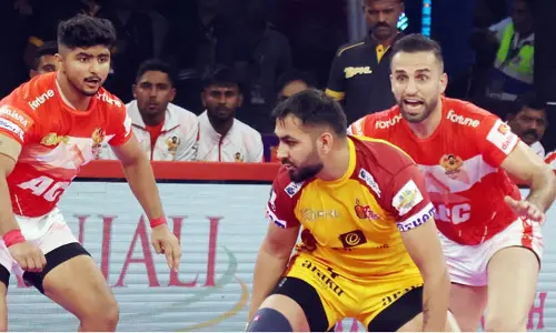 మారని తెలుగు టైటాన్స్ తీరు.. గుజరాత్ జెయింట్స్ చేతిలో ఓటమి