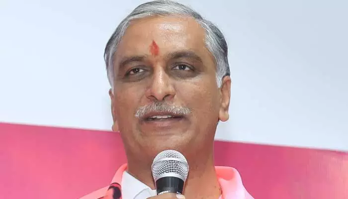 మన్నించాలని వేడుకున్న మాజీ మంత్రి హరీష్ రావు మన్నించాలని వేడుకున్న మాజీ మంత్రి హరీష్ రావు
