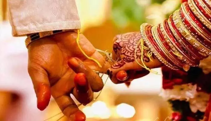 అబ్బాయిలు ఈ లక్షణాలున్న అమ్మాయిలను కోరుకుంటారు.. అవేంటంటే..? అబ్బాయిలు ఈ లక్షణాలున్న అమ్మాయిలను కోరుకుంటారు.. అవేంటంటే..?