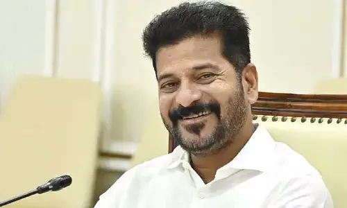 రేవంత్ రెడ్డి నెల రోజుల పాలనపై తెలుగు నటుడి స్పందన