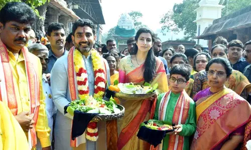 Mangalagiri: ఆల‌యాల‌ బాట పట్టిన నారా లోకేష్ కుటుంబం