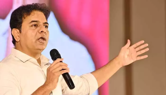 ఎన్నికలే లక్ష్యంగా గులాబీ శ్రేణులకు కేటీఆర్ కీలక పిలుపు ఎన్నికలే లక్ష్యంగా గులాబీ శ్రేణులకు కేటీఆర్ కీలక పిలుపు
