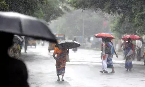 ఏపీకి సమీపంలో మరో అల్పపీడనం.. ఆ మూడు జిల్లాలకు భారీ నుంచి అతి భారీ వర్షాలు