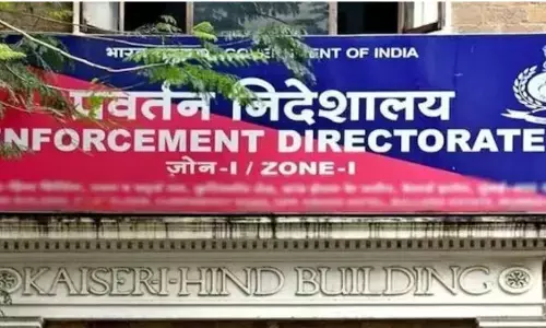 శివసేన ఎమ్మెల్యే ఇంట్లో ఈడీ దాడులు