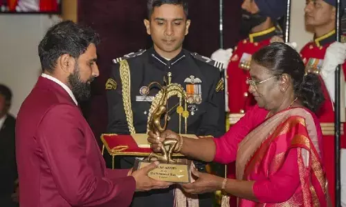 షమీకి అర్జున అవార్డు ప్రదానం