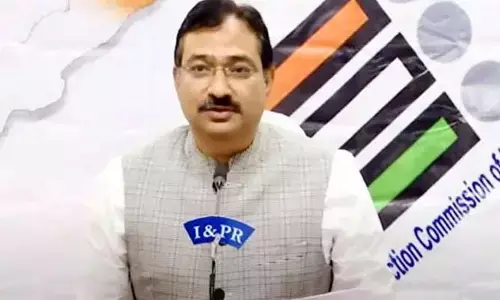 ఓటర్ల జాబితా లో  అనర్హుల పేర్లు తొలగింపు.. ఎంతమందిని తొలిగించారంటే..?