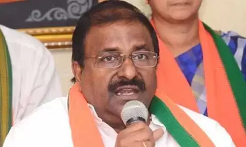 ప్రధాని మోడీ గురించి మాట్లాడే అర్హత ఏపీ నేతలకు లేదు.. బీజేపీ నేత కీలక వ్యాఖ్యలు