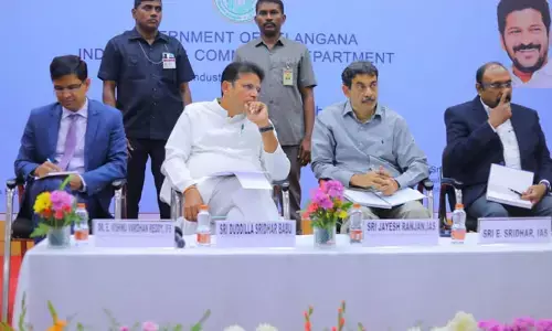 బీఆర్ఎస్ తెలంగాణను అప్పుల కుప్ప చేసింది: మంత్రి శ్రీధర్ బాబు ఫైర్