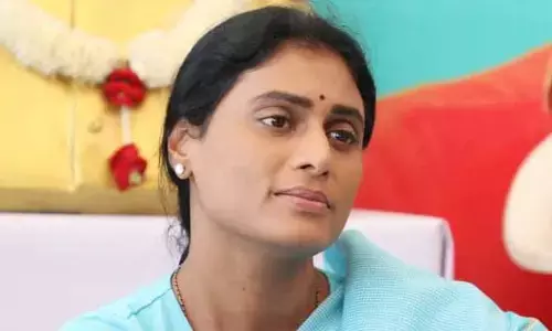 ‘తెలంగాణకు చెందిన షర్మిలకు ఏపీ కాంగ్రెస్ పగ్గాలు ఇవ్వొద్దు’
