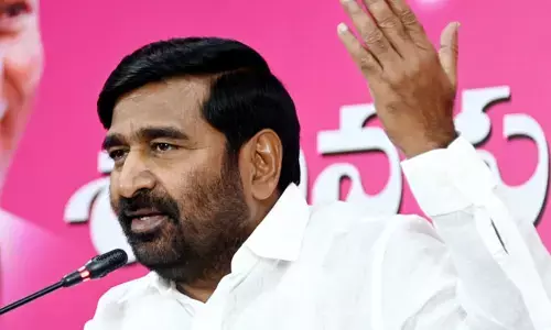 వాళ్లతో కేసీఆర్ ఫోన్‌లో మాట్లాడుతున్నారు.. జగదీష్ రెడ్డి కీలక వ్యాఖ్యలు