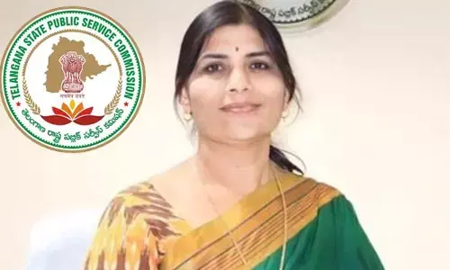 BREAKING : టీఎస్‌పీఎస్‌సీ సభ్యురాలు సుమిత్ర ఆనంద్‌ తనోబా రాజీనామా