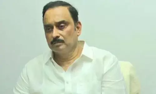 మంగళగిరిలో లోకేశ్ ఎలా గెలుస్తాడో నేను చూస్తా.. టీడీపీ నేత రాయపాటి రంగారావు ఘాటు వ్యాఖ్యలు