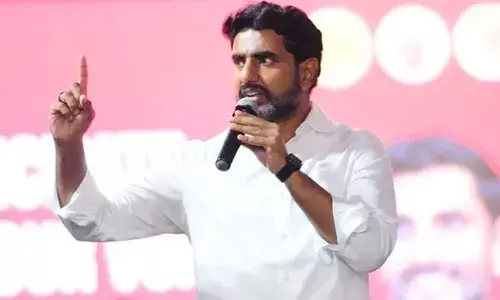 రాష్ట్రంలో పెట్టుబడులపై వైసీపీ నేతలు గొప్పలు చెప్పారు.. నారా లోకేశ్ హాట్ కామెంట్స్