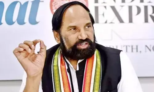 BREAKING : బీఆర్ఎస్ అహంకారాన్ని ప్రజలు పసిగట్టి ఓడించారు.. ఉత్తమ్ సంచలన వ్యాఖ్యలు