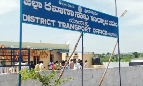 భువనగిరి ఆర్టీఏ కార్యాలయంలో ఏజెంట్ల హవా.. పట్టించుకోని ఉన్నతాధికారులు