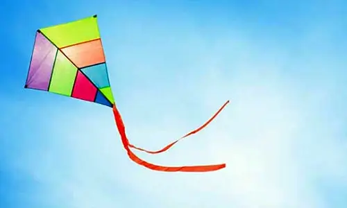 బాలుడి ప్రాణం తీసిన గాలిపటం సరదా