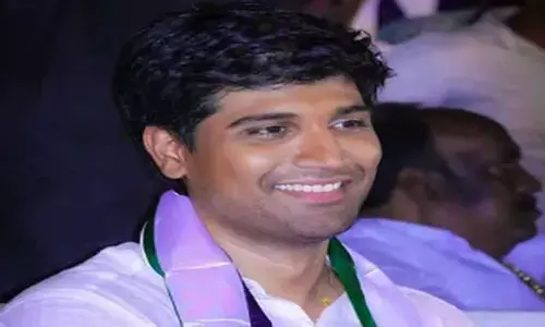 వైసీపీ రివర్స్ గేర్..నాడు వద్దన్నారు..నేడు వదులుకోలేమంటున్నారు