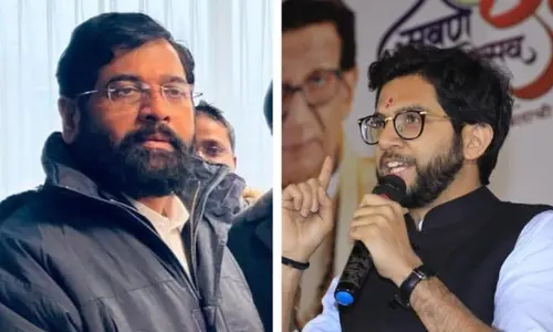70 మంది టీమ్‌తో దావోస్‌కు సీఎం షిండే.. ఆదిత్య థాక్రే సంచలన ఆరోపణలు