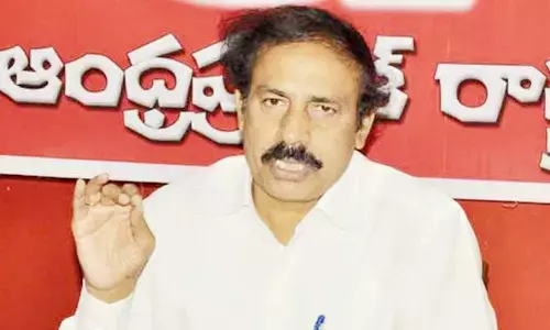 అంగన్‌వాడీలను పండుగకు దూరం చేసిన సర్కార్.. ప్రభుత్వంపై సీపీఐ రాష్ట్ర కార్యదర్శి రామకృష్ణ ఫైర్