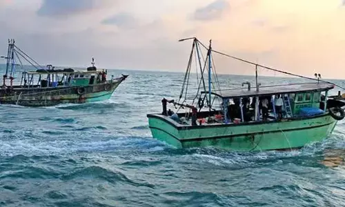 18 మంది మత్స్య కారులను అరెస్టు చేసిన శ్రీలంక