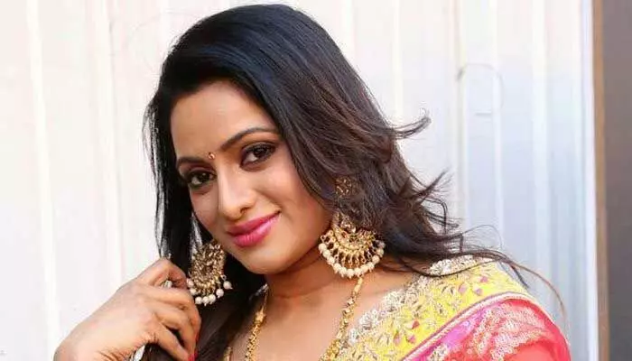 బుల్లితెరపై రీ ఎంట్రీ ఇవ్వనున్న ఉదయభాను బుల్లితెరపై రీ ఎంట్రీ ఇవ్వనున్న ఉదయభాను