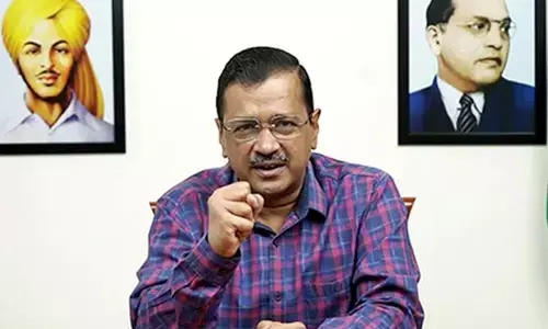 ఢిల్లీ సీఎంకు ఢిల్లీ క్రైమ్ బ్రాంచ్ పోలీసుల నోటీసులు.. ఎందుకంటే..