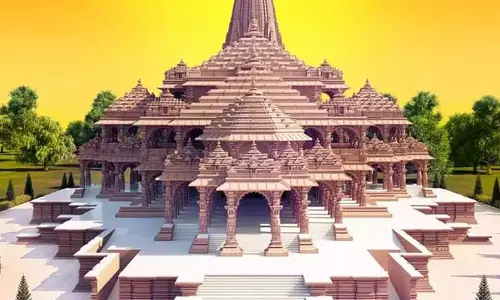 అయోధ్య రామయ్యకు సిరిసిల్ల నుంచి బంగారు కానుక