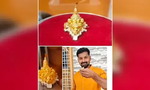 అద్భుత సృష్టి.. 2.730 మిల్లీ గ్రాము బంగారంతో రామ మందిర నమునా తయారీ
