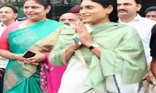 షర్మిల ఏపీ పర్యటనకు షెడ్యూల్ ఫిక్స్.. ఆదివారం నుండి చీఫ్ గా బాధ్యతలు