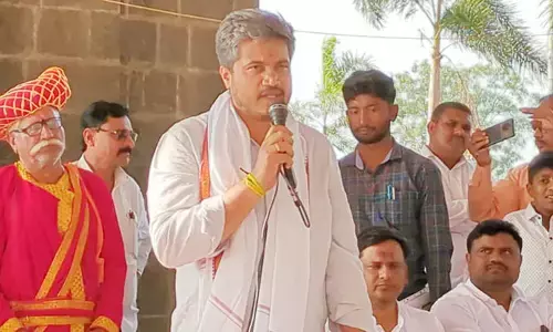 శరద్ పవార్ మనవడికి ఈడీ సమన్లు