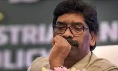 జార్ఖండ్ సీఎం ఇంటి వద్ద ఉద్రిక్తత: సొరేన్ ఇంటికి చేరుకున్న ఈడీ