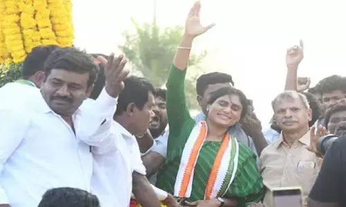 Big Breaking: కాంగ్రెస్ పార్టీ లో చేరడం పై స్పష్టత ఇచ్చిన షర్మిల..