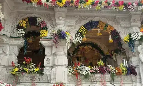 అయోధ్యలో అంతా ‘రామమయం’: 2000 క్వింటాళ్ల పూలతో అలంకరణ
