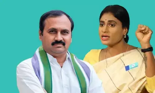 షర్మిల నాయకత్వంలో కాంగ్రెస్ ఊపందుకుంటోంది.. ఆళ్ల రామకృష్ణారెడ్డి