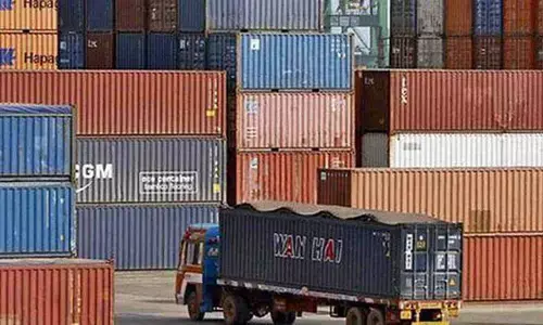 స్వల్పంగా పెరిగిన భారత ఎగుమతులు