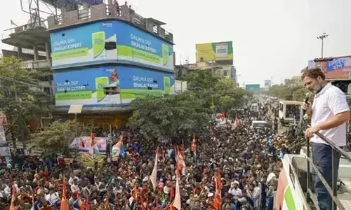 రాహుల్ గాంధీకి షాక్!: బటద్రవ థాన్‌కు అనుమతి నిరాకరణ