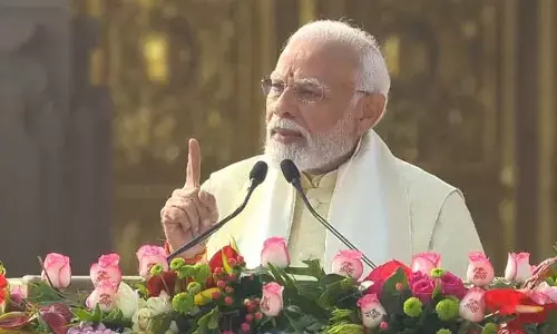 లక్షలాది మంది యువ ఓటర్లతో నేడు ప్రధాని మాటామంతి