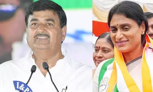 వైఎస్‌ను ద్రోహిగా చిత్రీకరించిన పార్టీలో చేరుతావా : షర్మిలపై ధర్మాన కృష్ణదాస్ సంచలన వ్యాఖ్యలు