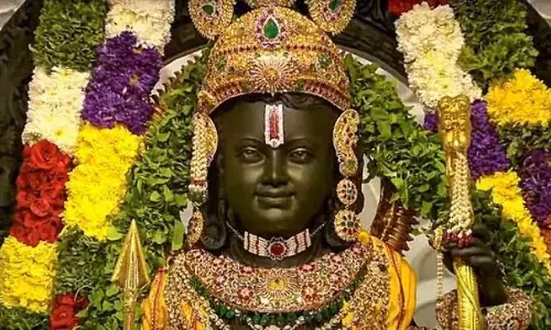 కొలువుతీరిన రామ్‌లల్లా.. పులకించిన అయోధ్య