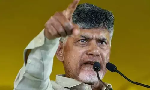 పోరాటం అనేది లేకపోతే సగం జీవితాన్ని కోల్పోయినట్లే.. చంద్రబాబు