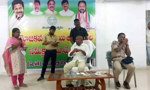 ప్రజలకు జవాబుదారితనంగా పని చేయాలి