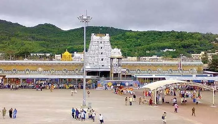శ్రీవారి భక్తులకు శుభవార్త..తిరుమల ప్రయాణం ఈ తేదీల్లో ప్లాన్ చేసుకోండి శ్రీవారి భక్తులకు శుభవార్త..తిరుమల ప్రయాణం ఈ తేదీల్లో ప్లాన్ చేసుకోండి