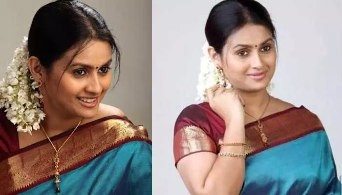ఆ డైరెక్టర్తో ప్రేమలో పడి కెరీర్ నాశనం చేసుకున్న స్టార్ హీరోయిన్? ఆ డైరెక్టర్తో ప్రేమలో పడి కెరీర్ నాశనం చేసుకున్న స్టార్ హీరోయిన్?