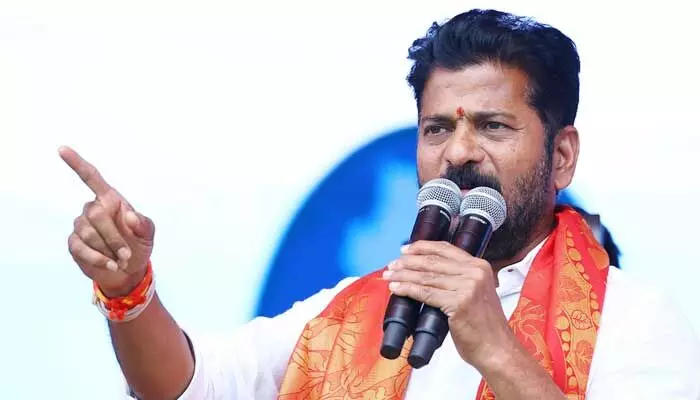 6 నెలల్లో మళ్లీ KCR సీఎం.. ప్రజలు ఘోరీ కడతారని BRS నేతలకు రేవంత్ స్ట్రాంగ్ వార్నింగ్ 6 నెలల్లో మళ్లీ KCR సీఎం.. ప్రజలు ఘోరీ కడతారని BRS నేతలకు రేవంత్ స్ట్రాంగ్ వార్నింగ్