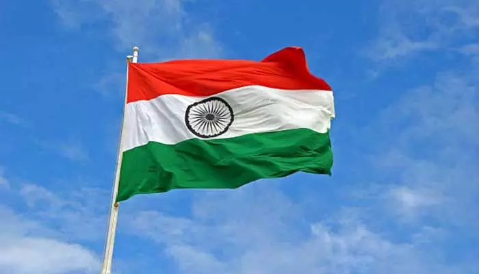 ఏడాది పాటు గణతంత్ర దినోత్సవ వేడుకలు ఏడాది పాటు గణతంత్ర దినోత్సవ వేడుకలు