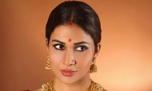 జీవితంలో ఇలాంటి సంఘటనలు ఎదురవుతాయని ఊహించలేదు.. లవ్ చేయడం వల్లే ఇలా జరిగింది: లావణ్య త్రిపాఠి