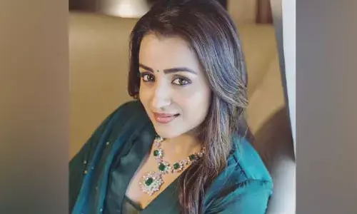 Trisha Krishnan : మత్తెకించే ఫోజులతో మరోసారి ఆకట్టుకుంటున్న త్రిష..