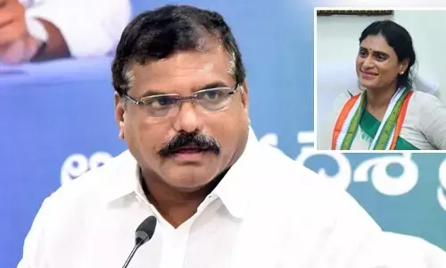 ఓటు లేని వాళ్లు ఏపీకి వచ్చి రాజకీయాలు చేస్తున్నారు : షర్మిలపై మంత్రి బొత్స కామెంట్స్