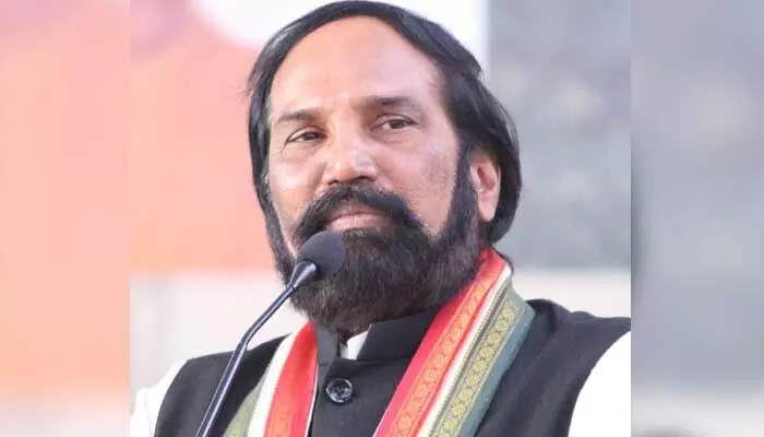 Uttam Kumar Reddy : నీటి పారుదల శాఖ సమీక్షలో మంత్రి ఉత్తమ్ కీలక ఆదేశాలు Uttam Kumar Reddy : నీటి పారుదల శాఖ సమీక్షలో మంత్రి ఉత్తమ్ కీలక ఆదేశాలు